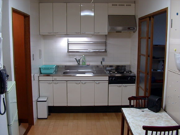 room_kitchen.jpg